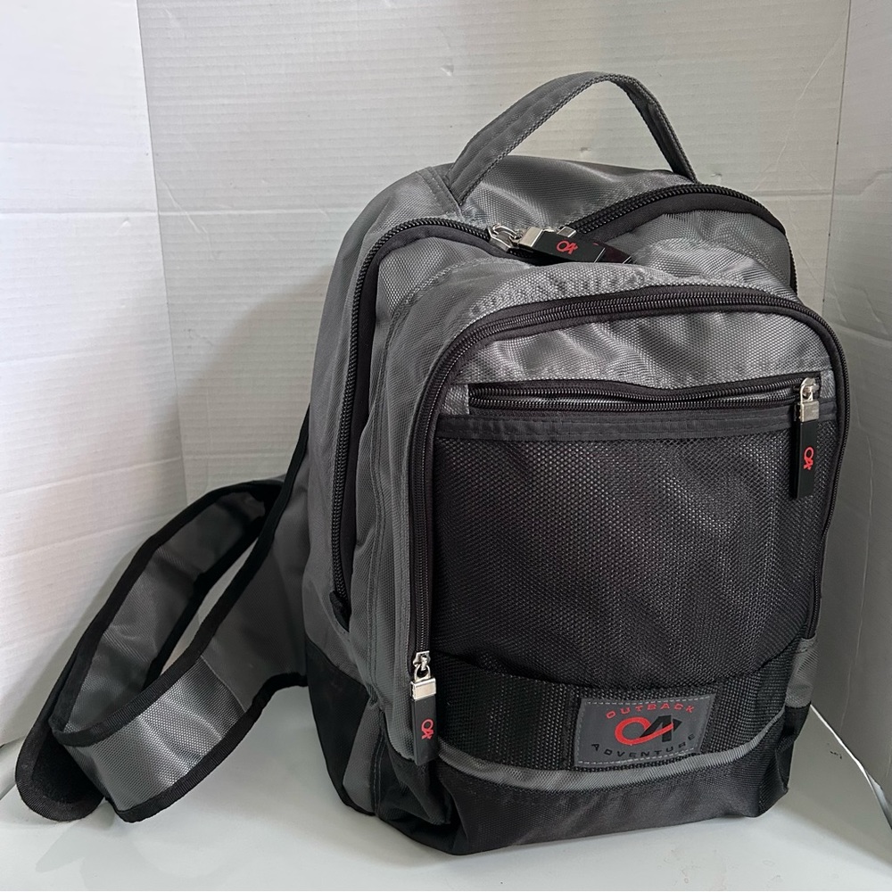 OA grey/black backpack with adjustable shoulder strap